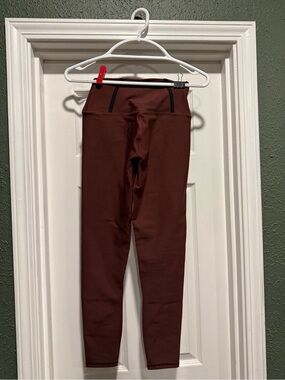 Women's High-Waist Brown Performance Leggings